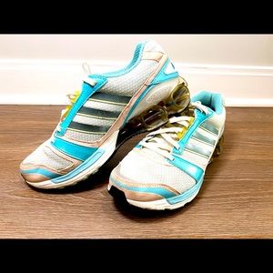 ADIDAS | BLOGGER FAVORITE | BOOST WOMEN RUNNING SHOES | QUALITY MADE | SZ 7.5